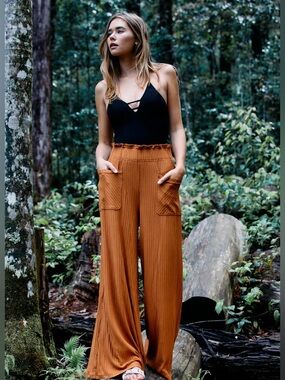 Free People Movement | Blissed Out Wide Leg Pants | Toasted Coconut | S